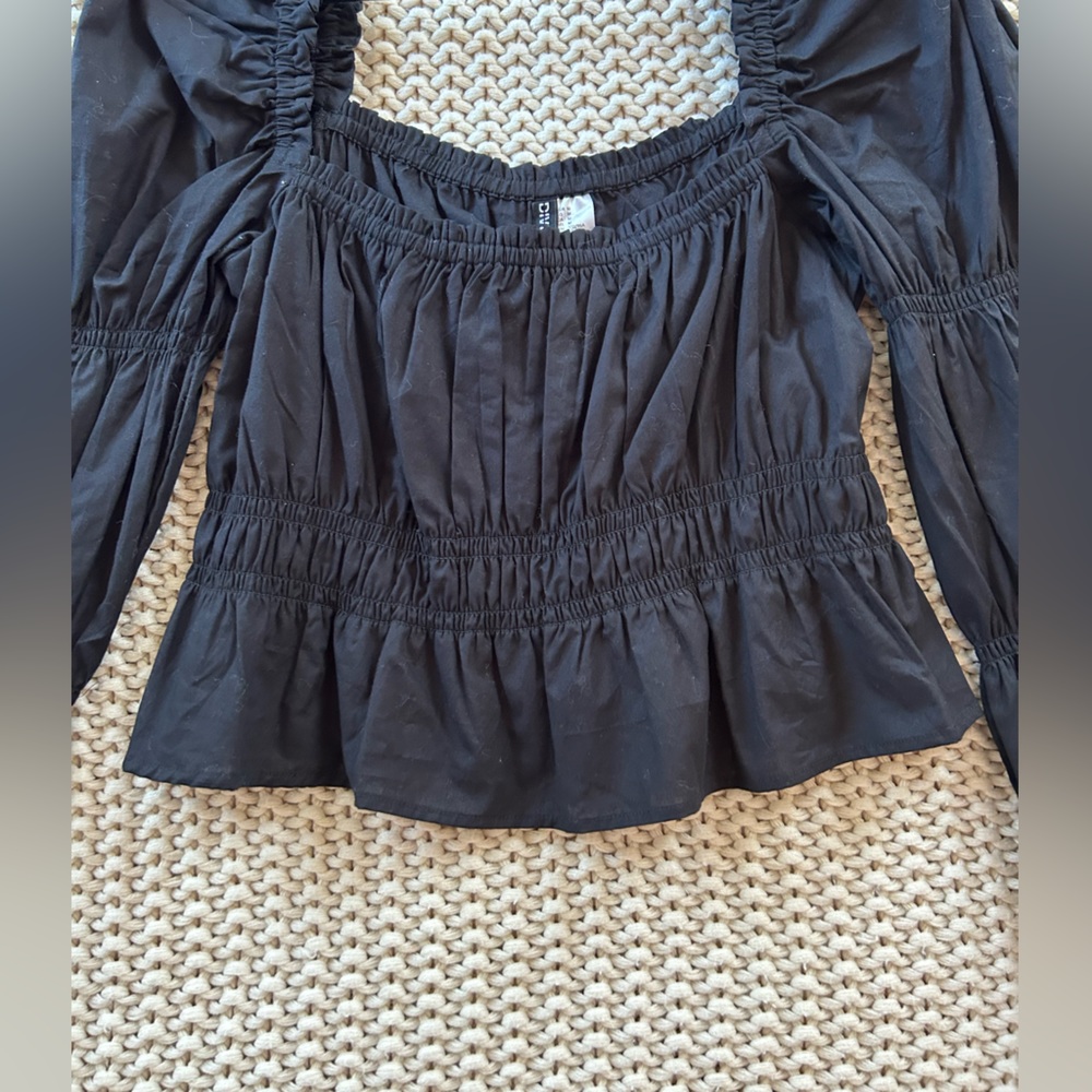 Puff Long Sleeve Tiered Top - Picture 2 of 3